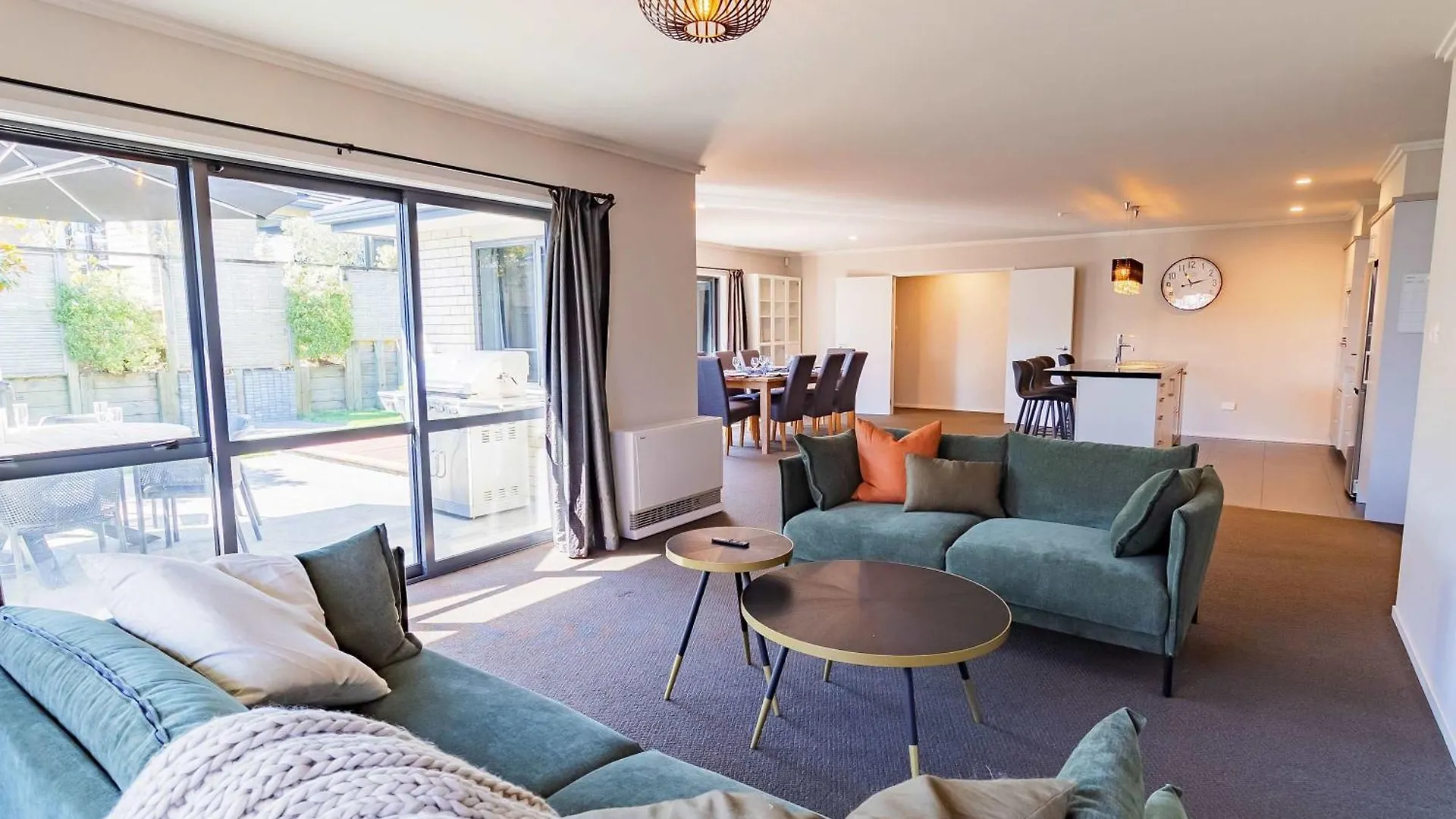 בית נופש רוטורואה Forest Lakes Luxury ניו זילנד